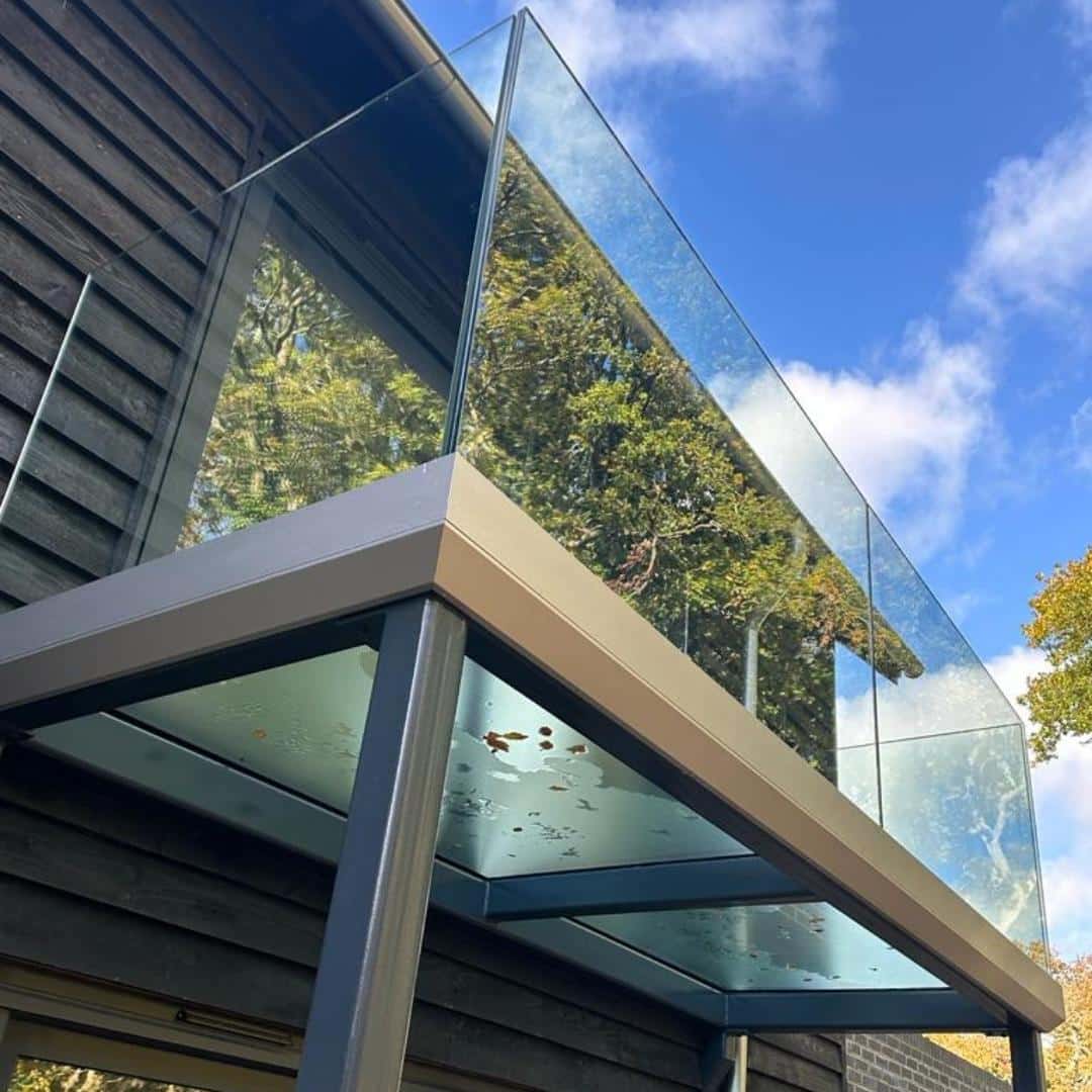 Traditional Glass Balconies – Classic Bespoke Designs In London | 360 GSS