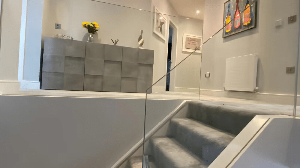 exploring the benefits of a glass bannister staircase